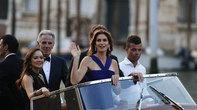 GeorgeClooneyAmal_Alamuddinweddingx296.jpg